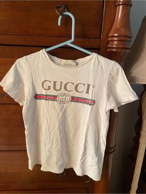 Gucci T shirt size 8